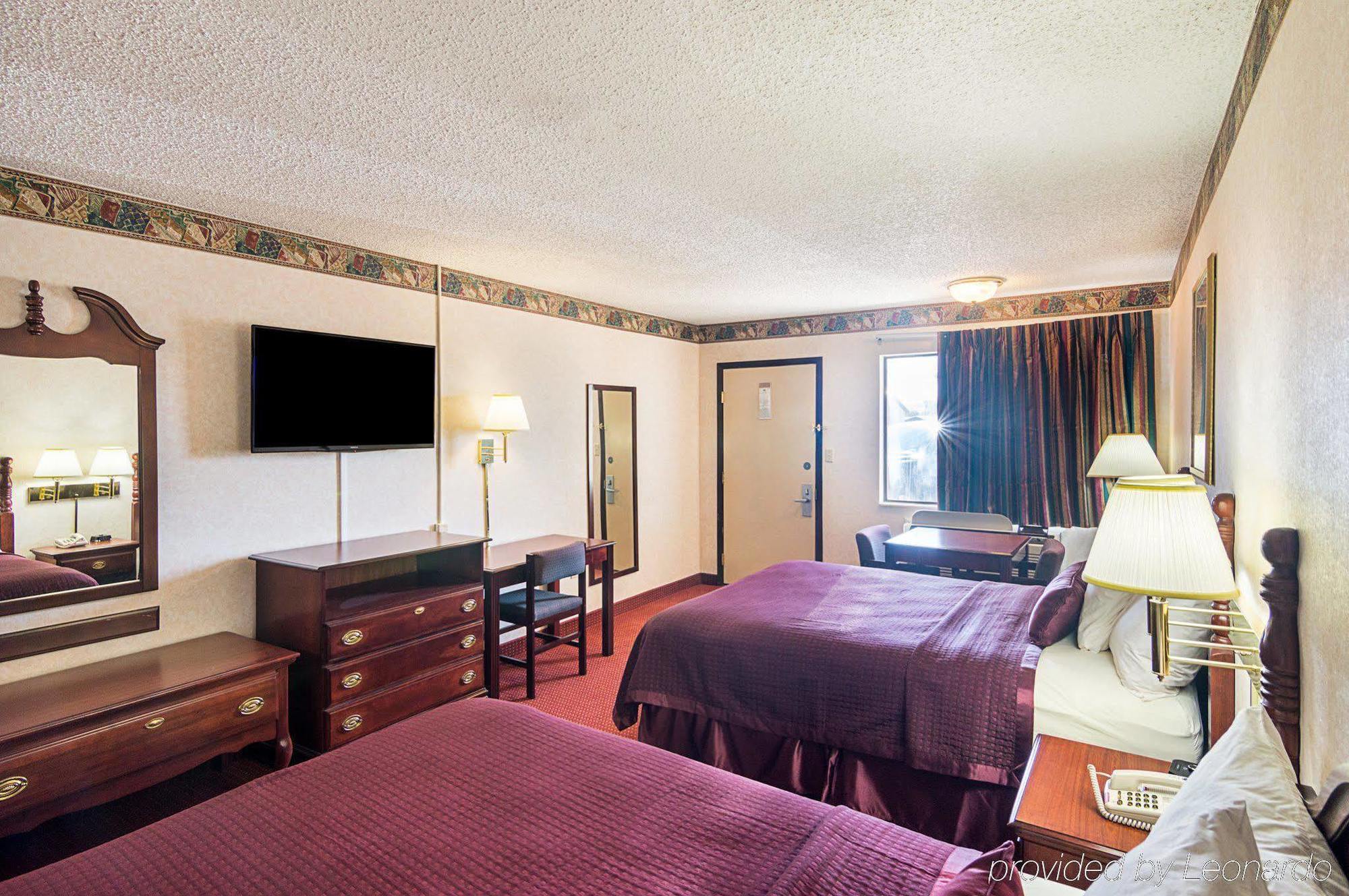 Rodeway Inn ダルハート エクステリア 写真